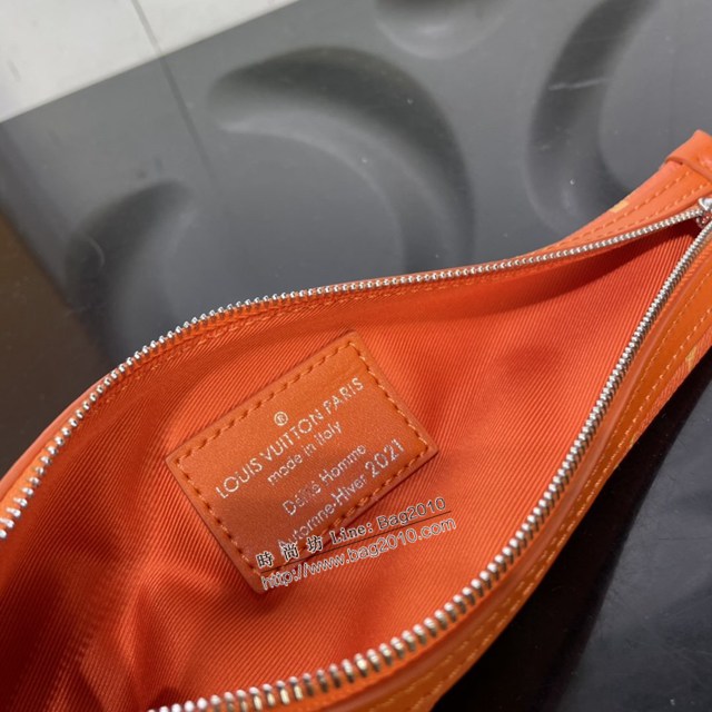 lv路易威登專櫃2022新款袖珍胡蘿蔔手袋 lv頂級原單Carrot手拿包 M80851 ydh4657